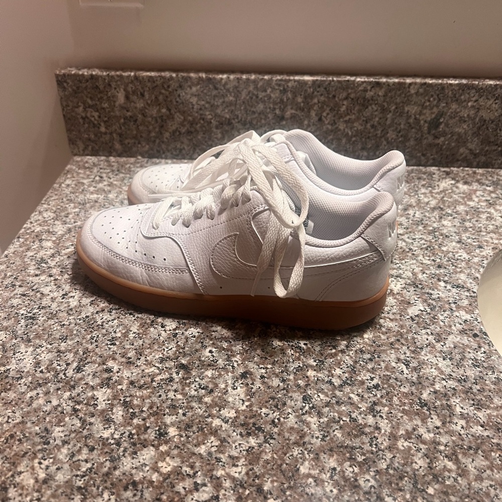 Nike Men's White Sneakers - image 2